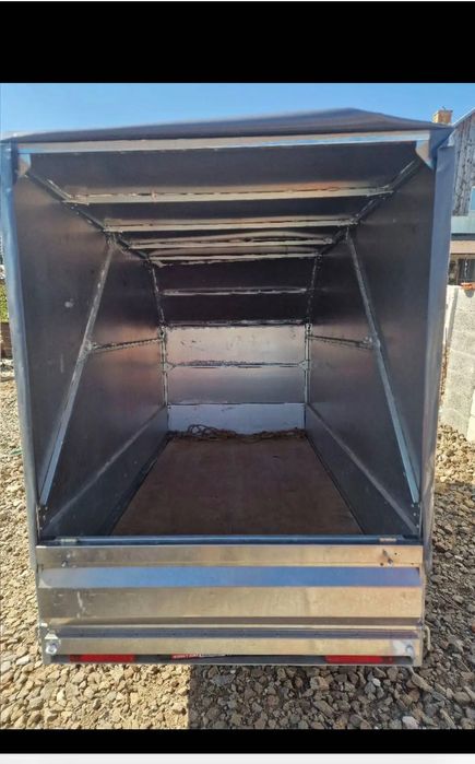 Remorcă Anssems 750 kg cu prelată