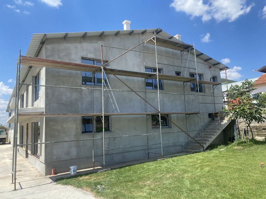 Скеле и вишка под наем