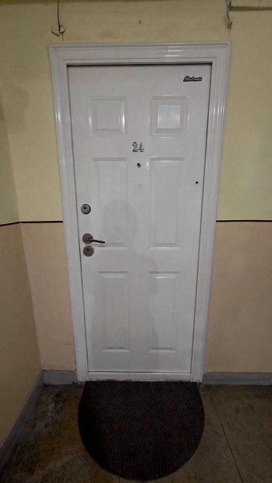 Vând apartament 3 camere în Târgu Mureș, zonă liniștită și verde, str. Moldovei