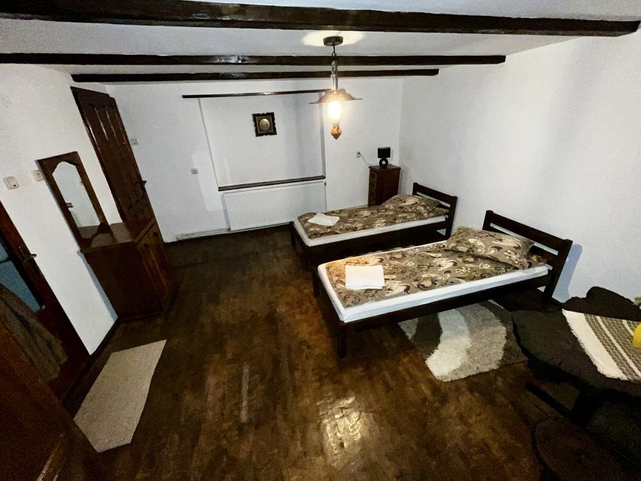 Cabana de închiriat în Poiana Aiudului, 19-20 persoane, vedere la Cheile Văliș