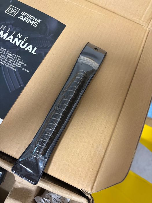 Продавам Еърсофт Airsoft реплика Specna Arms SA-CO3-ETU Half-Tan