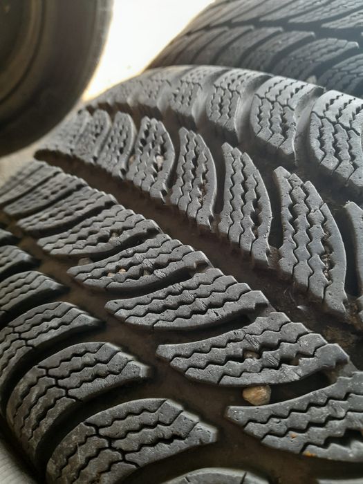 Set 4 Anvelope 205-55-16 M+S  DOT 2321 ca NOI + Jante  5x112 + Capace