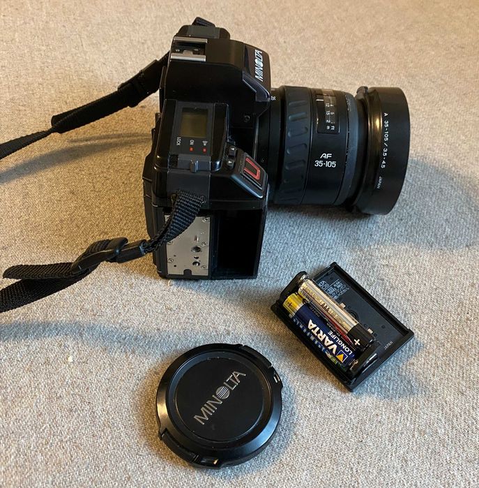 Aparat foto SLR Minolta 5000 AF + obiectiv Minolta AF 35-105mm f3.5