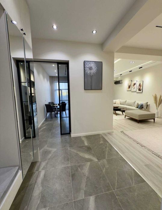 Новомосковская ЖК БАРОККО 83м2 продается квартира с хай-тек ремонтом