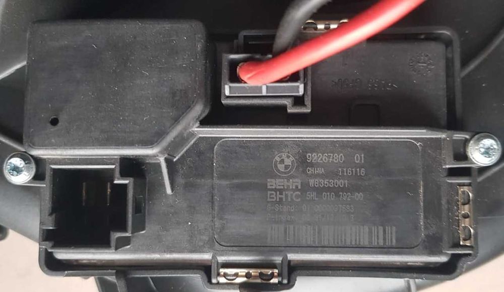 Aeroterma Panou clima Releu rezistenta BMW F10 E83 F30 E70 E90 E60