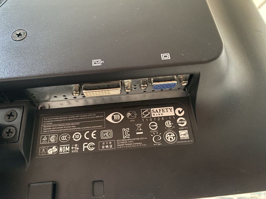 Монитор HP 20 дюйм