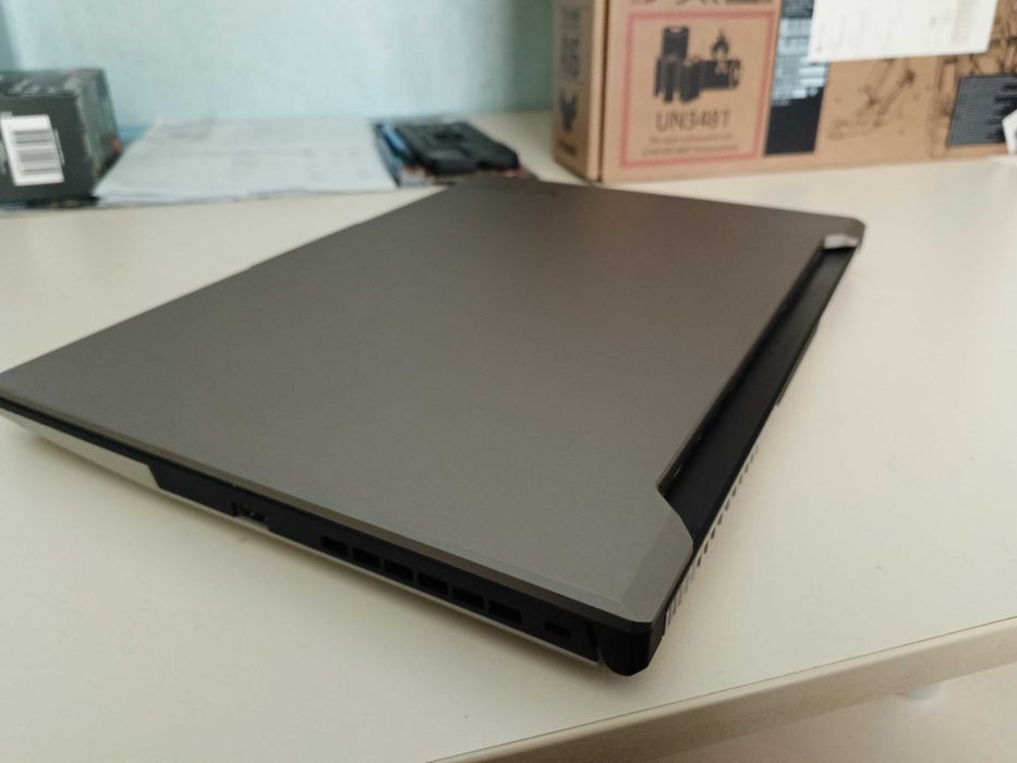 Asus TUF Gaming A16 Advantage edition