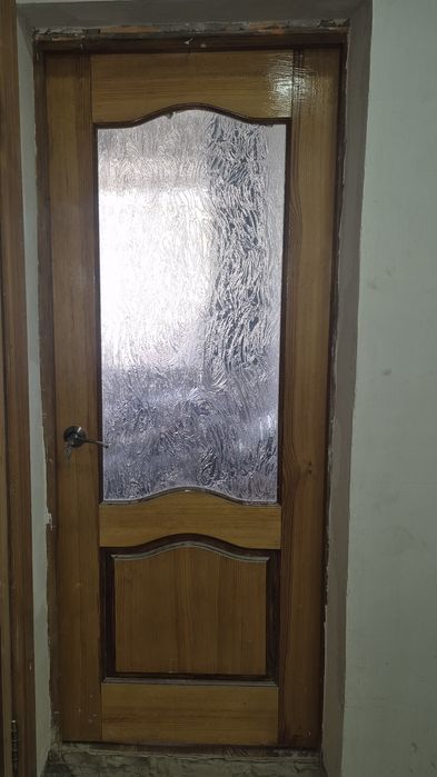 Продам межкомнатные двери