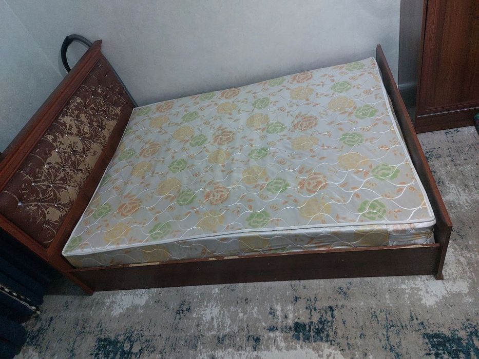 Кровать двух спальня