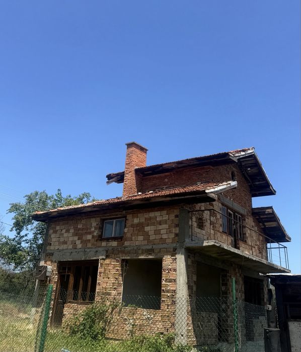 Продава се Къща в Пазарджик, Окръжна болница - 100 кв.м за 350 €/кв.м - Снимка #2