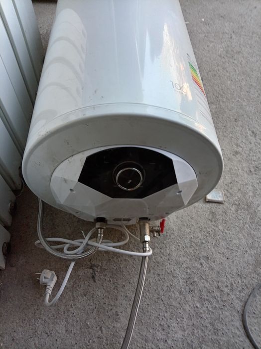 Аристон  EPA 100 литров продается сотилади