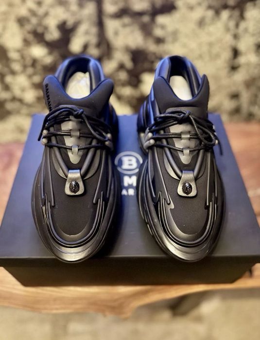 !! Reducere !! Adidasi/Sneakers Balmain Unirocn Negrii