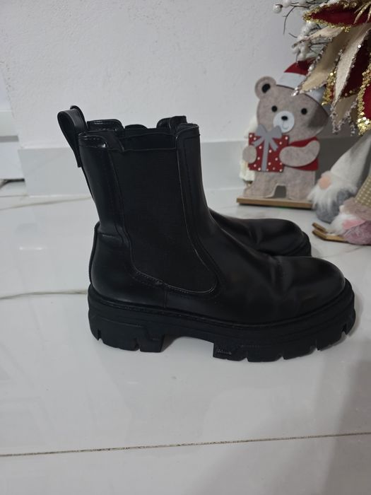 Ghete damă aproape noi