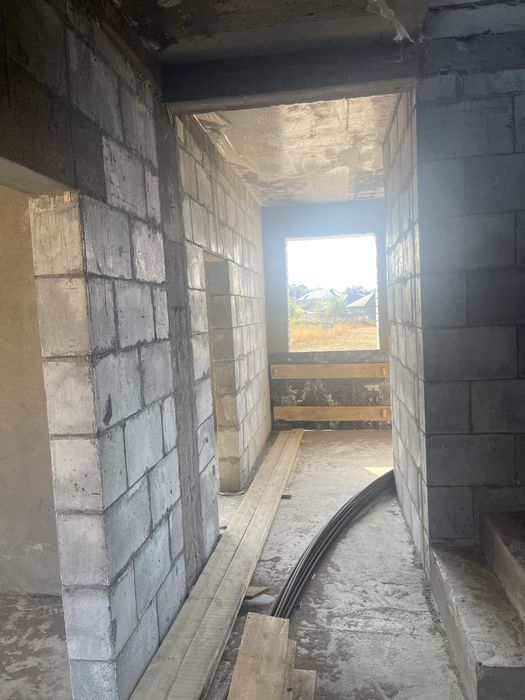 Продам дом 240 м2 на 15 сотках