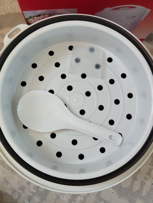 Moulinex 900w Automatic rice cooker