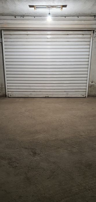 Подземен гараж в Кичука, на Славееви гори 21,