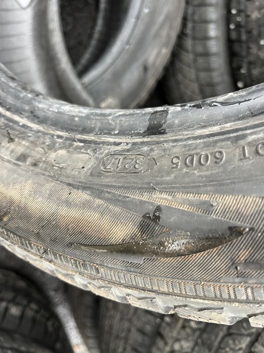 Гуми 215 55 17 Nokian