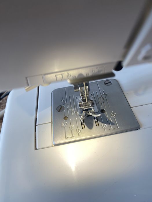 JANOME LE-35 Швейная машинка