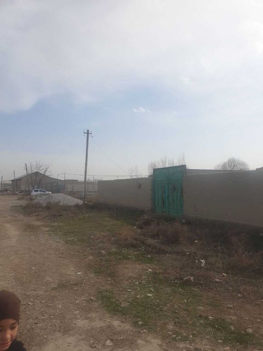 Bo`lib to`lashga yer joy sotiladi