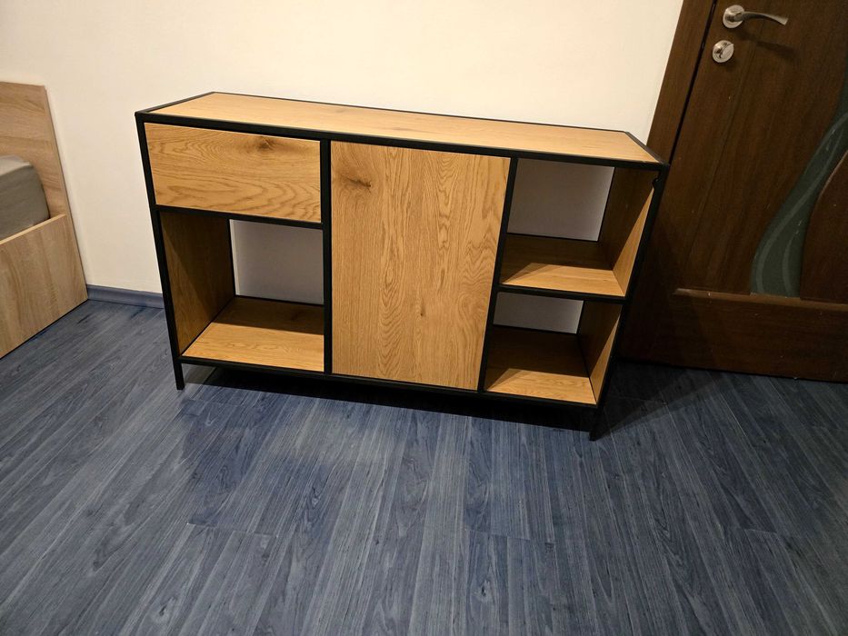 Comoda/ mobilier dormitor