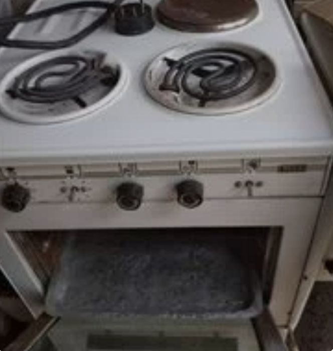 Электрическая плита