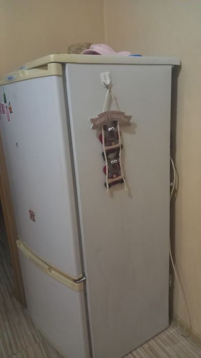 Срочно! Продам холодильник