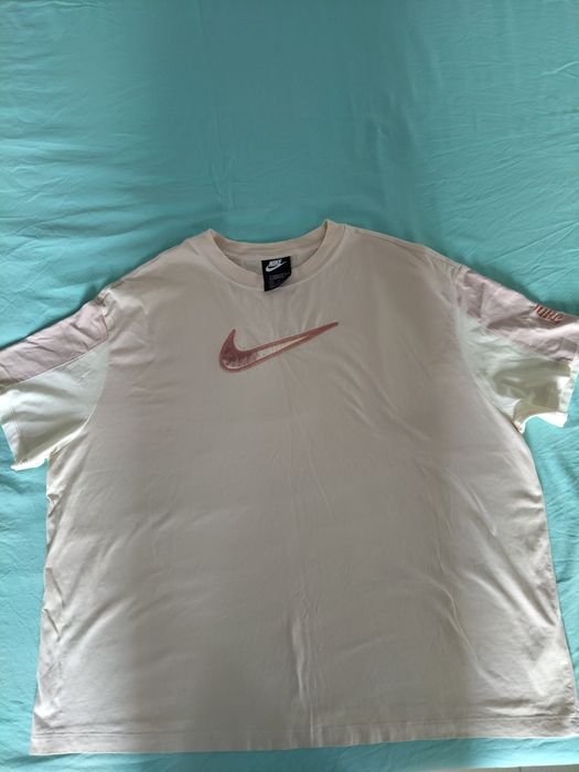 Adidas, Nike, Under Armour дамски дрехи