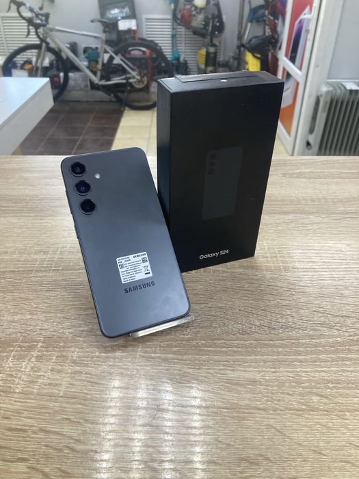 Samsung Galaxy S24 (osp14)