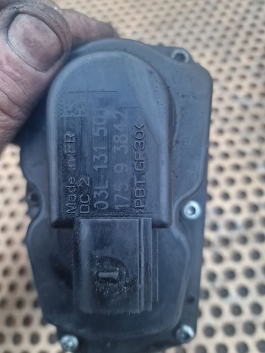 Clapeta acceleratie, Egr, Audi A4 B8 motor 2.0tdi cod motor CAGA