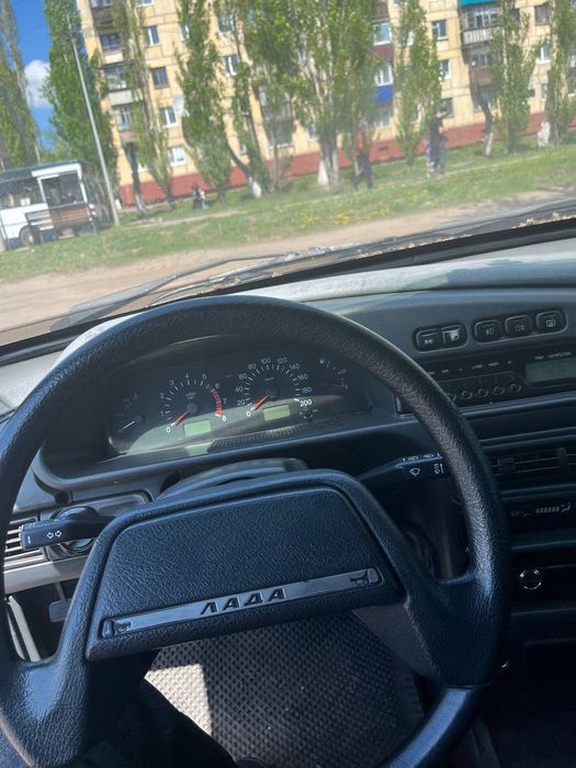Продам машину состояние среднее