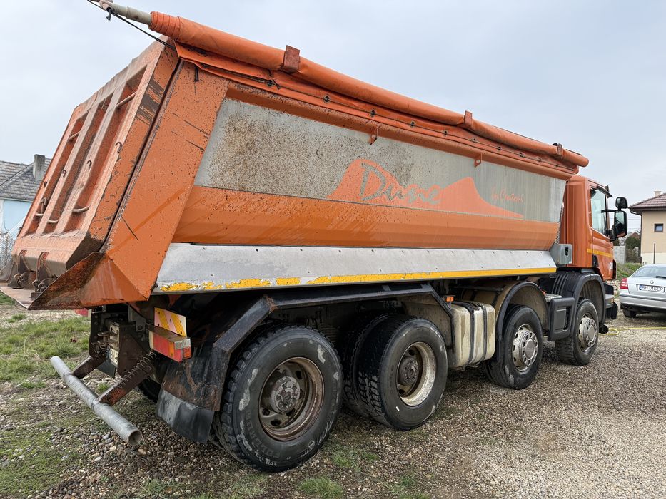 Autobasculanta 8x4 Scania