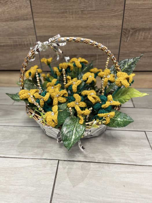 Ръчно изработени цветя/кошници