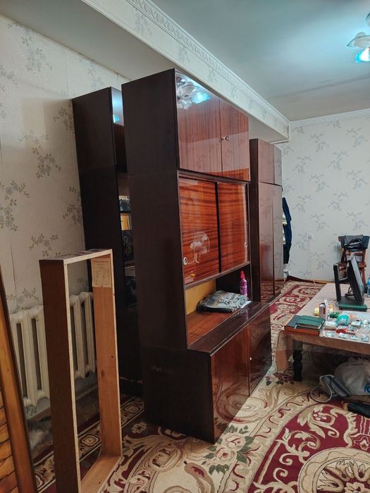 Продаётся мебельная стенка