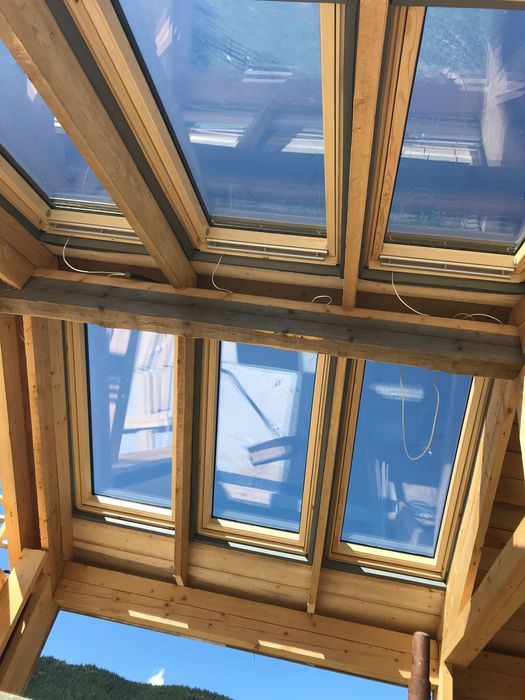 Velux distribuitor autorizat