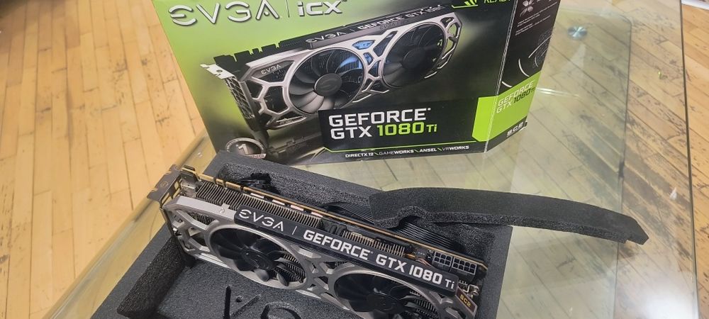 Nvidia 1080 TI i 11 GDDR5X