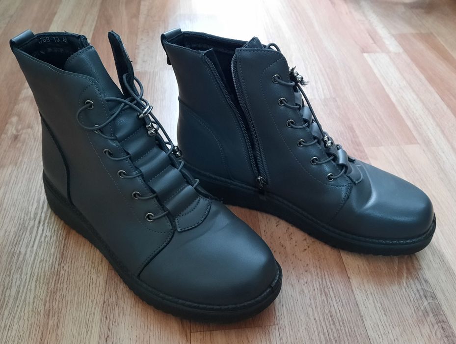 Ботинки женские, демисезонные.