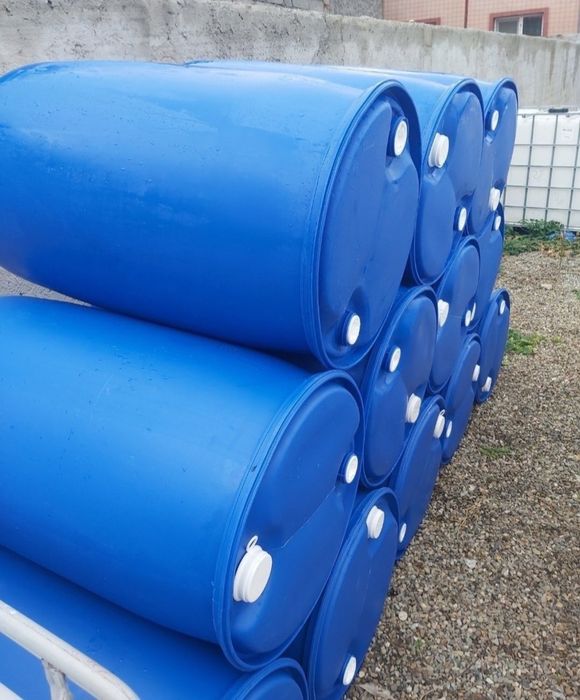 Butoi/ butoaie plastic[teflon] 220 litri cu busoane