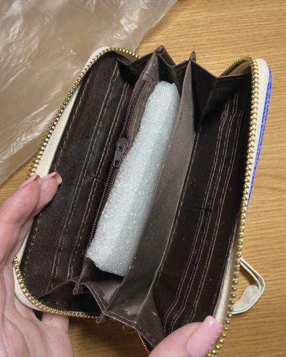 Portofel nou, nefolosit