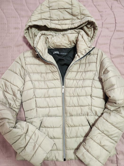 Дамско преходно яке