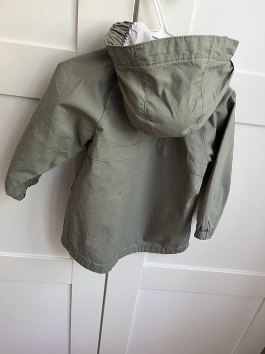 Детско яке , боди ,дънки