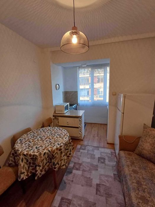 Дава се под наем Двустаен апартамент в Пловдив, Кършияка - 65 кв.м за 382.5 € - Снимка #11