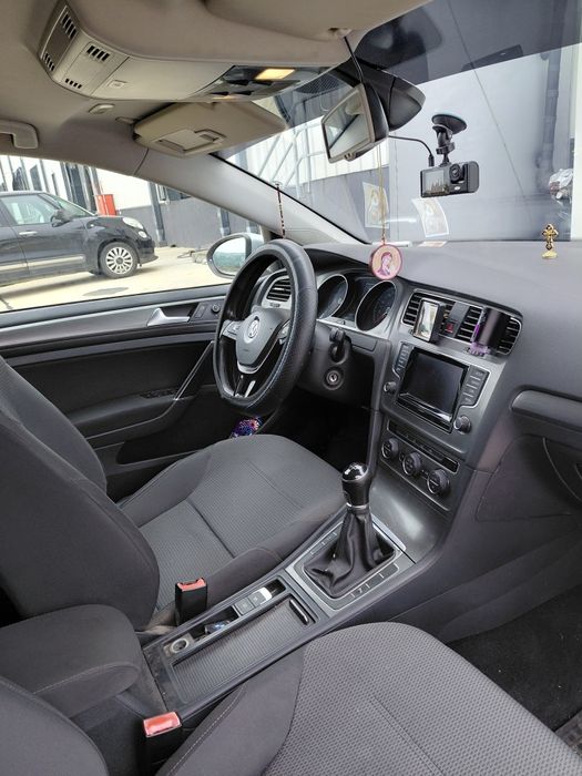 VOLKSWAGEN Golf 2013 — imagine 4
