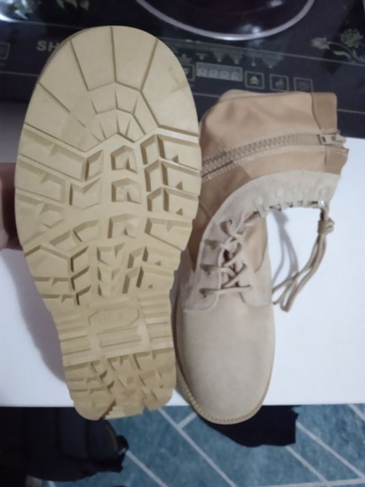 Берцы новый.42-размер.