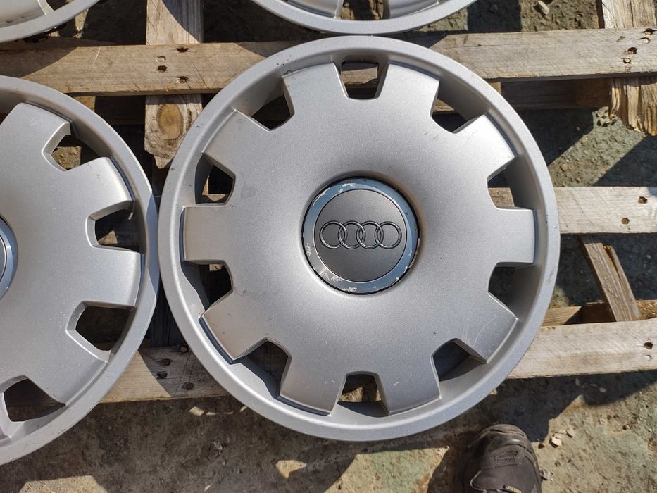 16 цола Тасове за Audi A3 A4 Ауди Оригинални