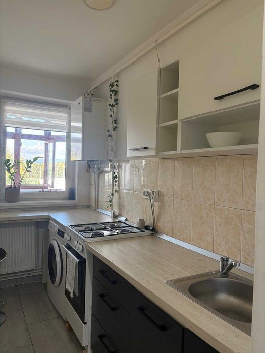 Inchiriez Garsoniera renovată , mobilată modern 30 mp
