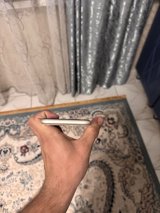 Продамм айфон 11
