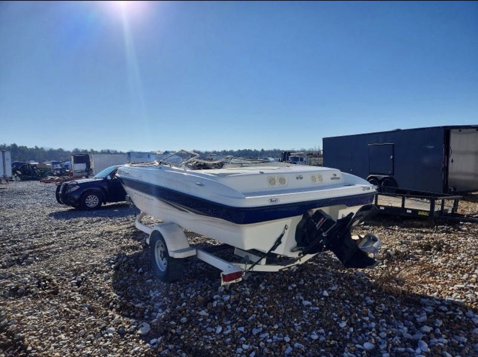 Катер bilyner 205