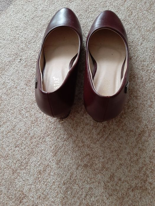 Дамски обувки ,само пробвани