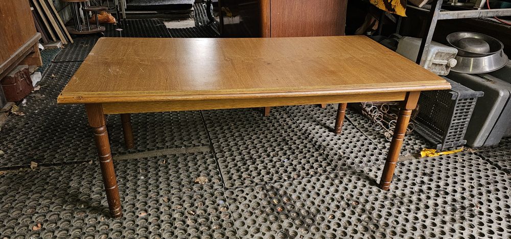 Продам журнальный столик