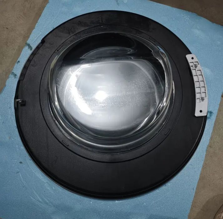 Продам дверцу от стиральной машины
